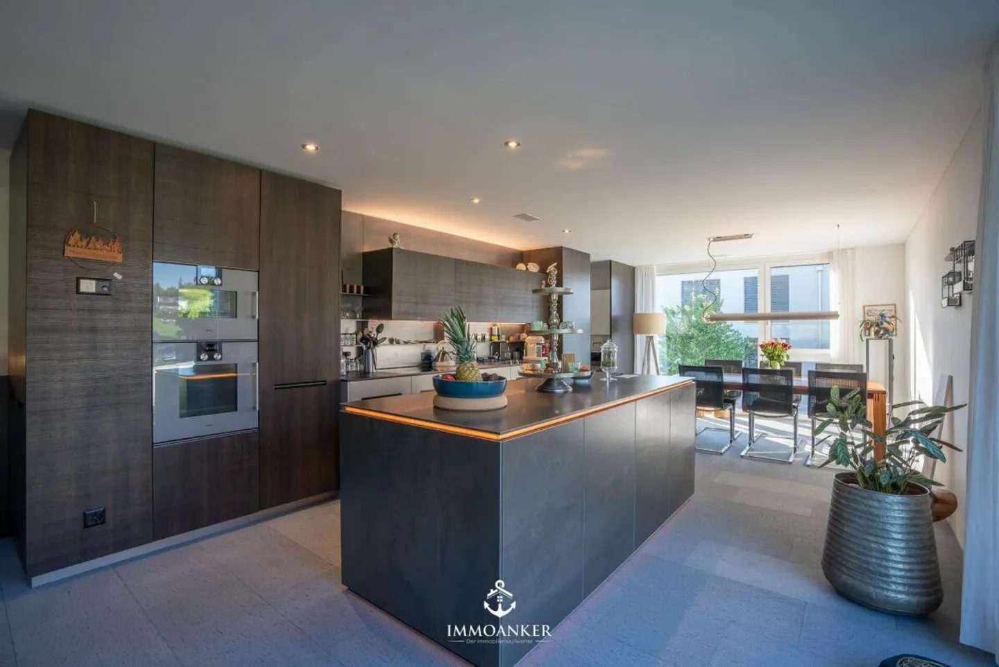 Vivere Lusso su Due Piani - Elegante, Moderno e Vicino alla Natura a Lyss Inclusa: Mutuo UBS Attraente: Solo 0,74% Fisso Fino al 2031 da Assumere - A Seconda della Solvibilità dell'Acquirente - Foto 3 di 14