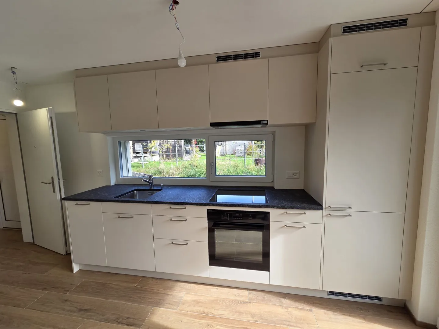 Maison individuelle à Einsiedeln avec une vue magnifique sur le lac Sihl - Photo 9 sur 11