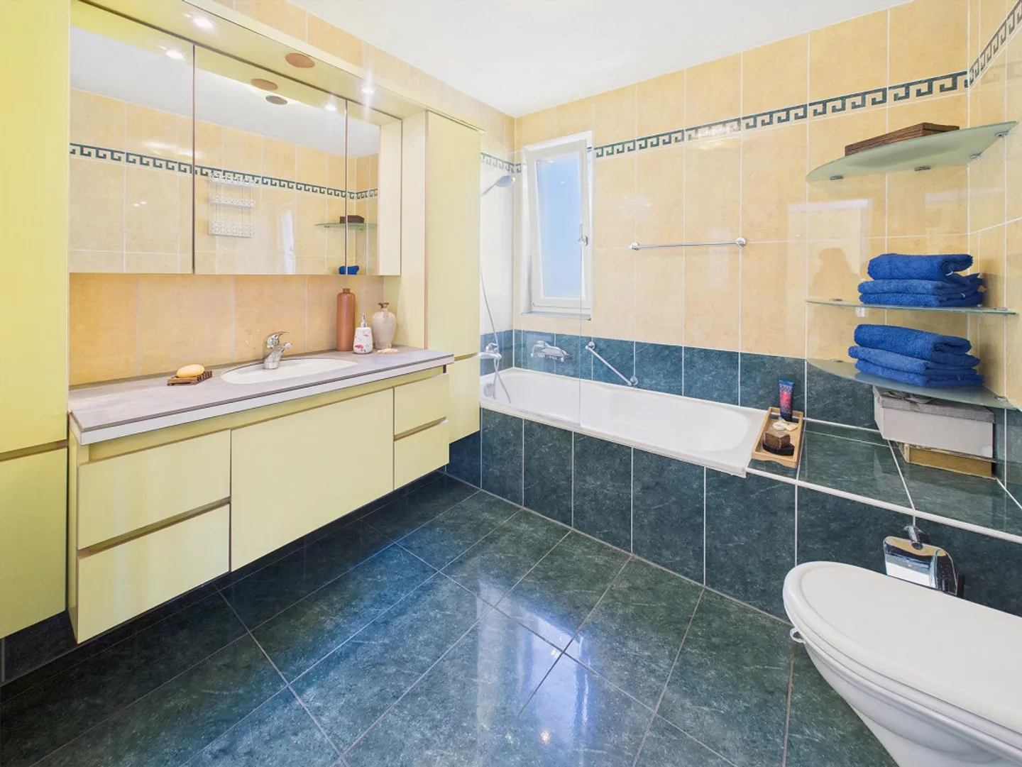 Einfamilienhaus 5,5 Zimmer mit Wintergarten, Sauna - Gnosca - Foto 10 von 14