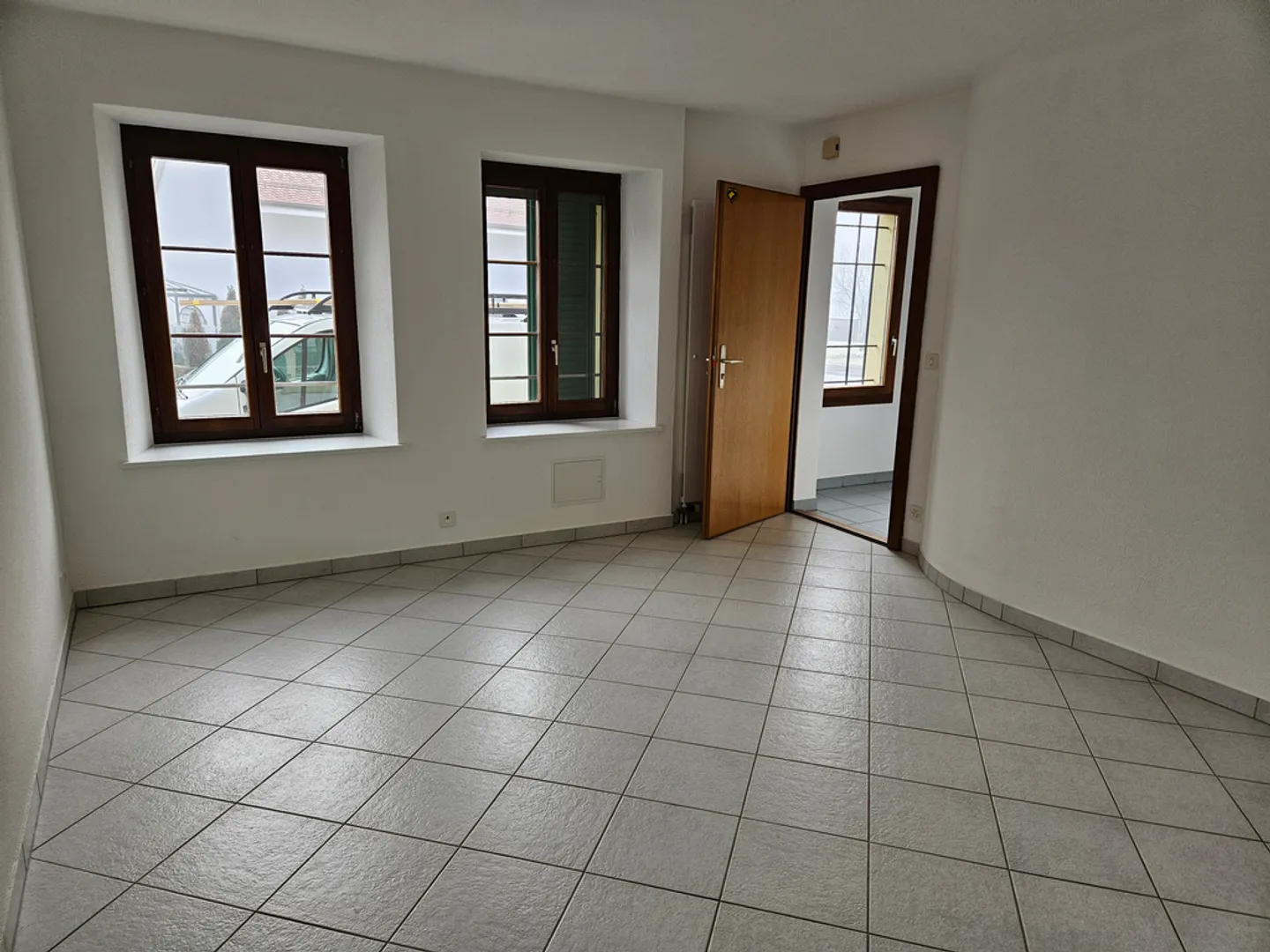 Charming studio on the ground floor - Photo 1 of 4