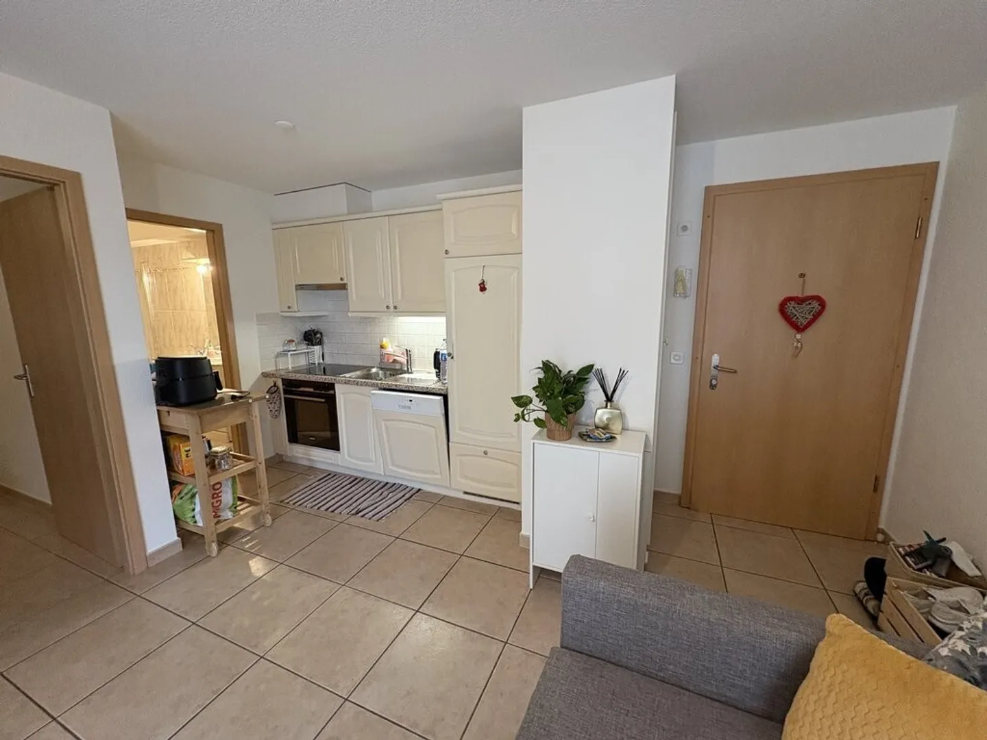 Charmant appartement 2.5 pièces - Photo 2 sur 5