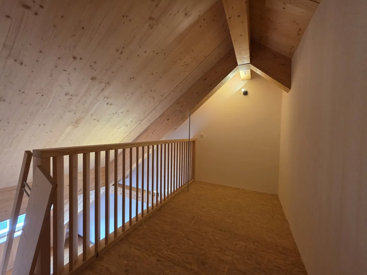 APPARTAMENTO MOLTO BELLO E LUMINOSO - Foto 3 di 7