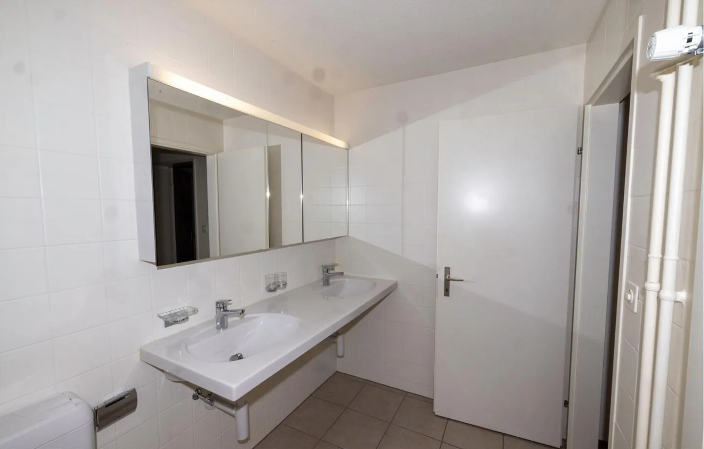 Appartement lumineux de 4,5 pièces avec balcon dans un développement adapté aux familles - Photo 8 sur 10