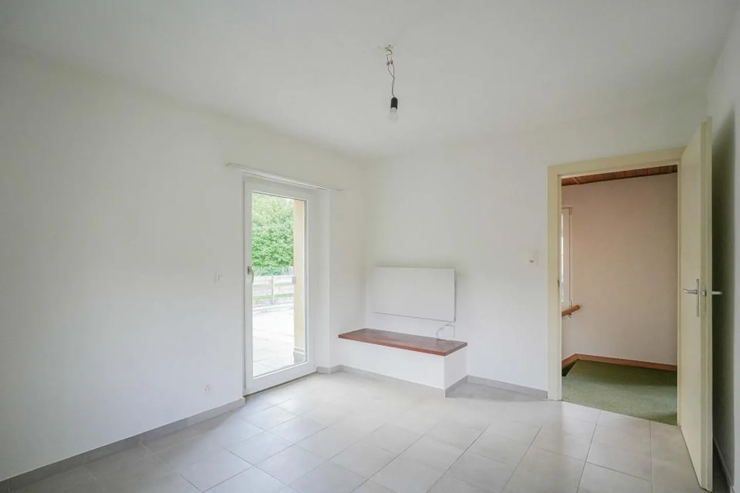 Hüsli nel Villaggio - 3 Camere e Tutto Ciò di Cui Hai Bisogno - Foto 10 di 13
