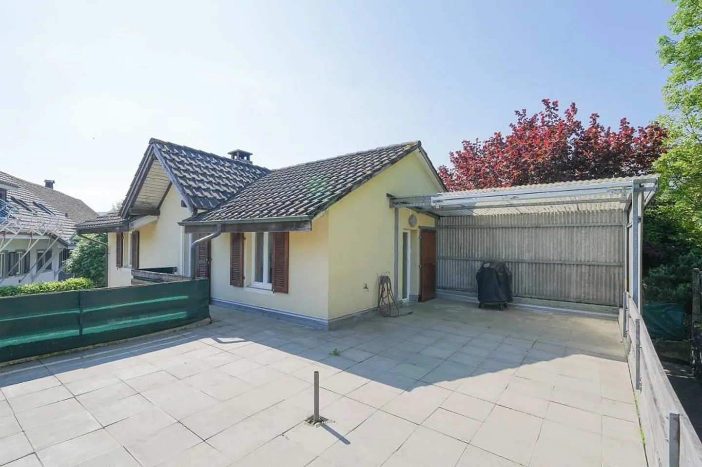 Hüsli nel Villaggio - 3 Camere e Tutto Ciò di Cui Hai Bisogno - Foto 12 di 13