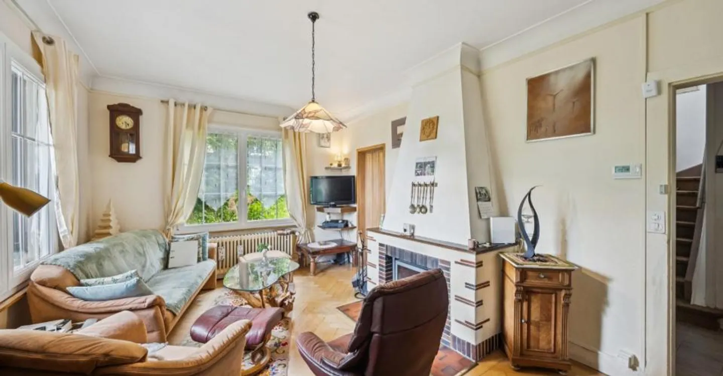 Charming house composed of 2 apartments in a green setting - Photo 11 of 11