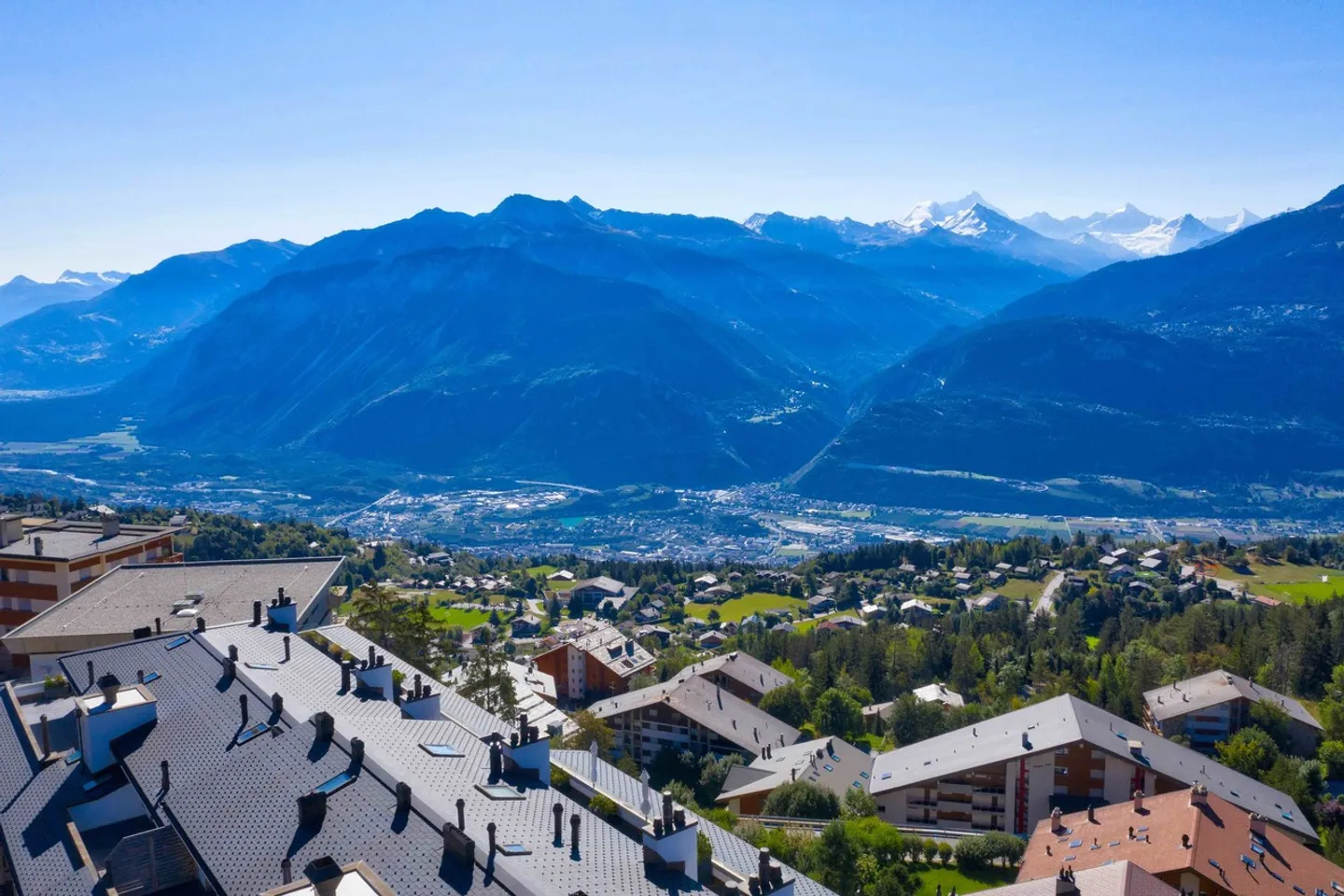 Appartement Éblouissant avec Vue sur Montagne - Photo 17 sur 17