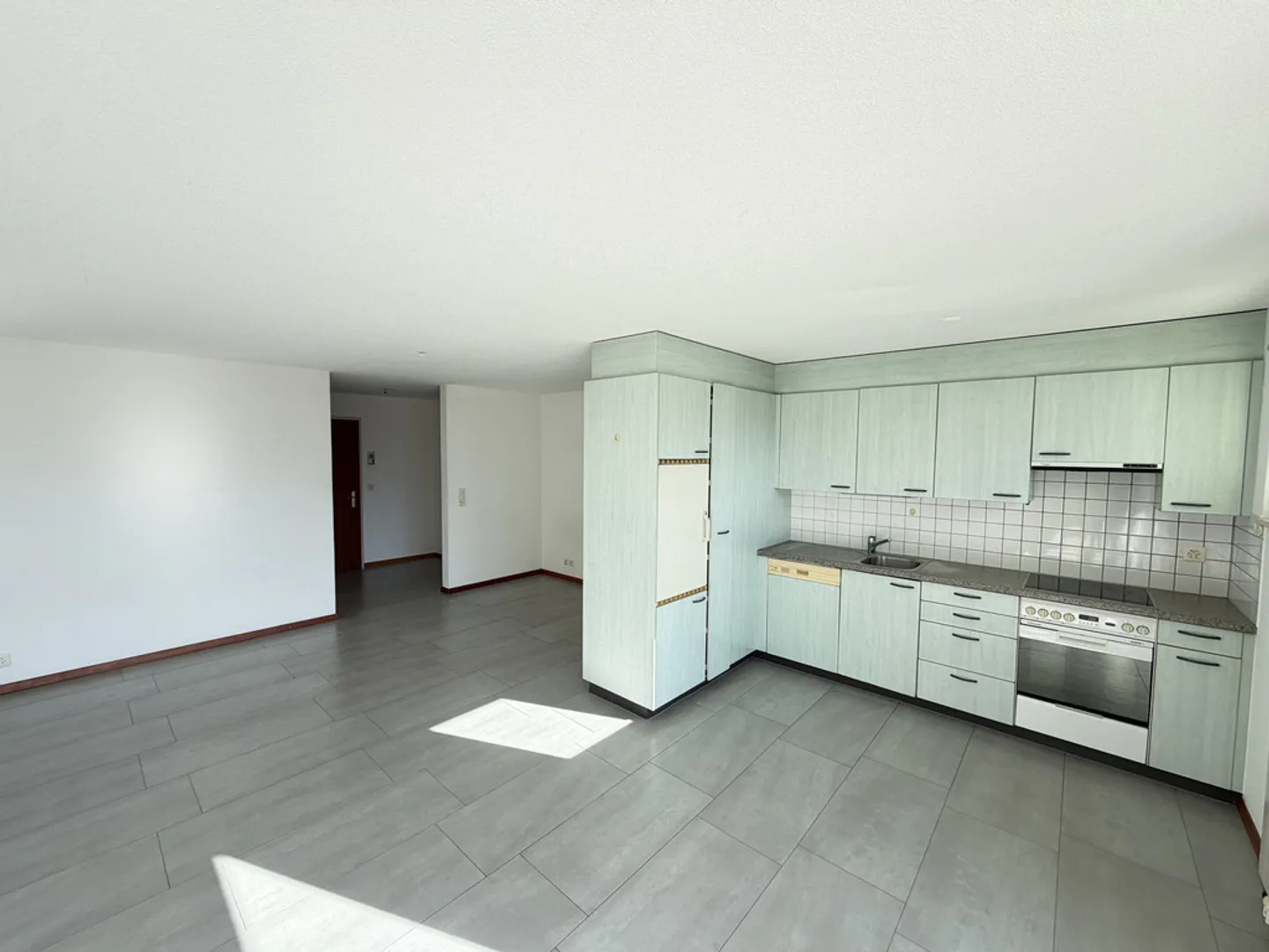 Helles und geräumiges - Foto 2 von 9