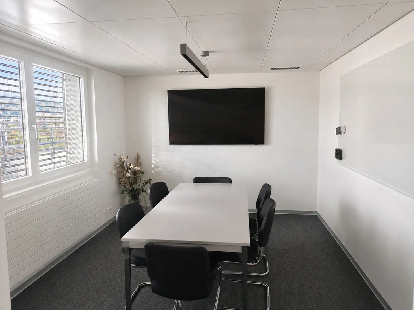 Modernes Büro in Zürich - Foto 2 von 5