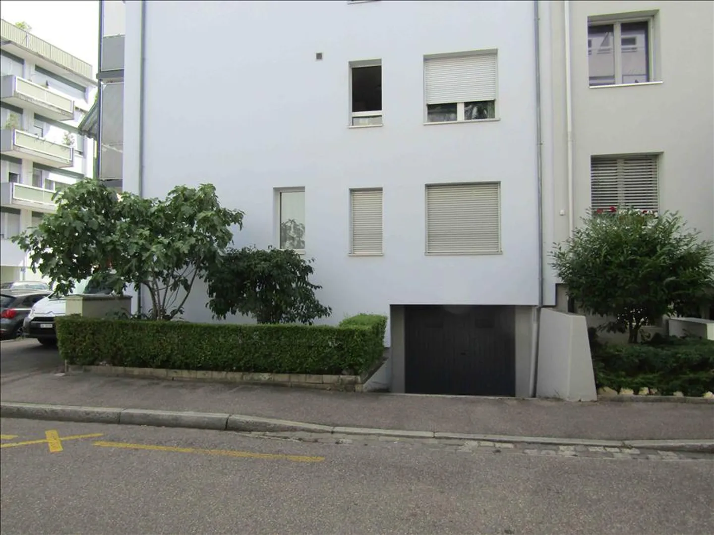 Zentrale Garage zu Vermieten - Foto 1 von 2