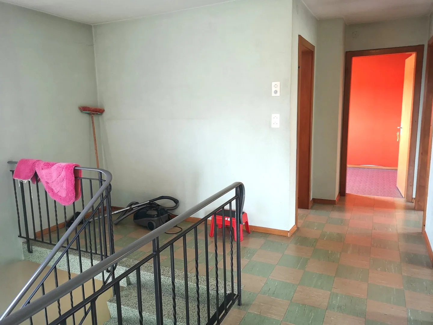 Zwei teilweise zu renovierende Häuser auf einem Grundstück von 3253m2, mit Garage/Werkstatt - Foto 16 von 45