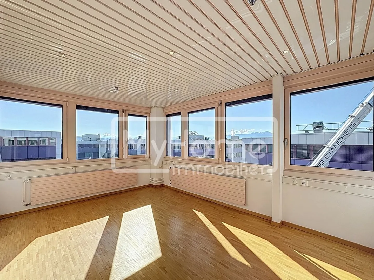 Spazio commerciale di 104 m2 in affitto - Foto 5 di 7