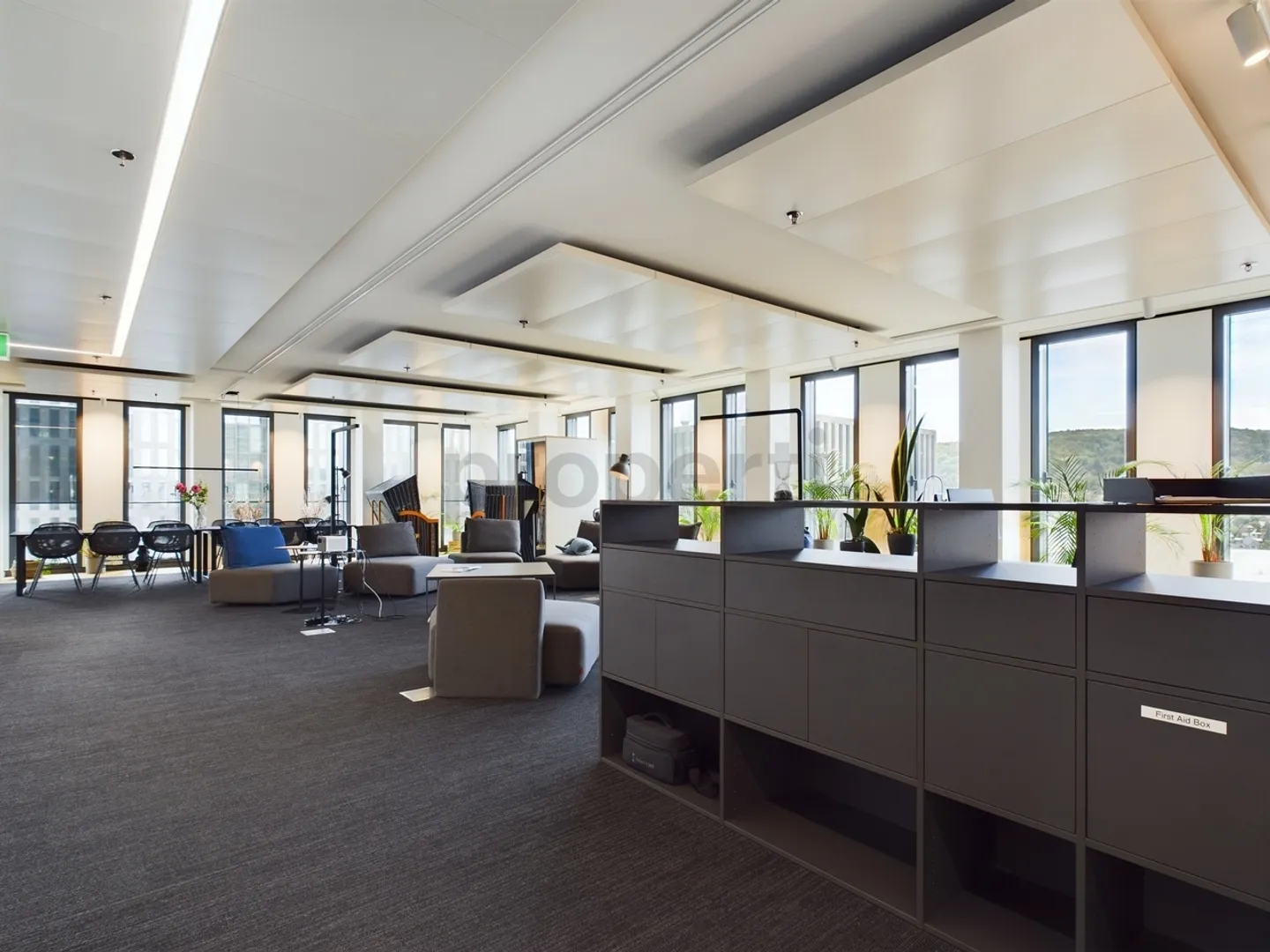 Ufficio moderno e luminoso a Oerlikon in posizione privilegiata - Foto 10 di 12
