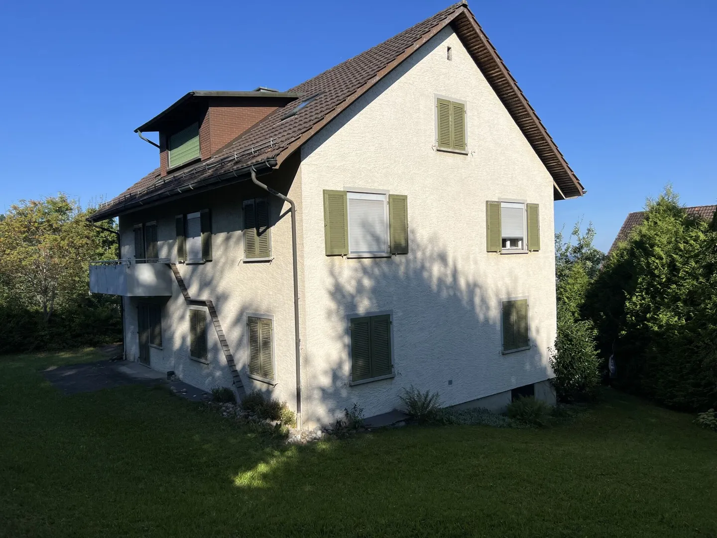 Casa con studio medico - Riservato - Foto 3 di 20