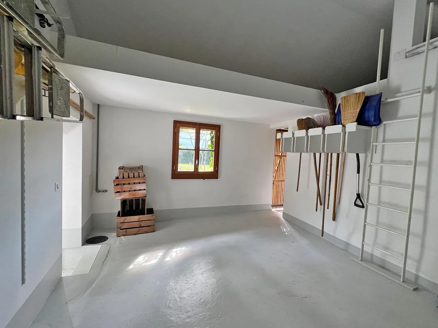 Charming residential house with history and potential for multi-generational living - Photo 23 of 49