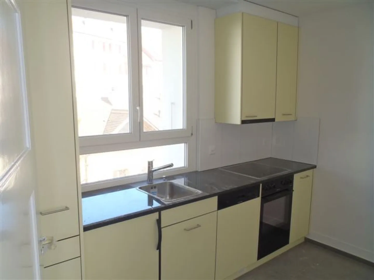 Ottimo appartamento singolo vicino alla città - Foto 2 di 6