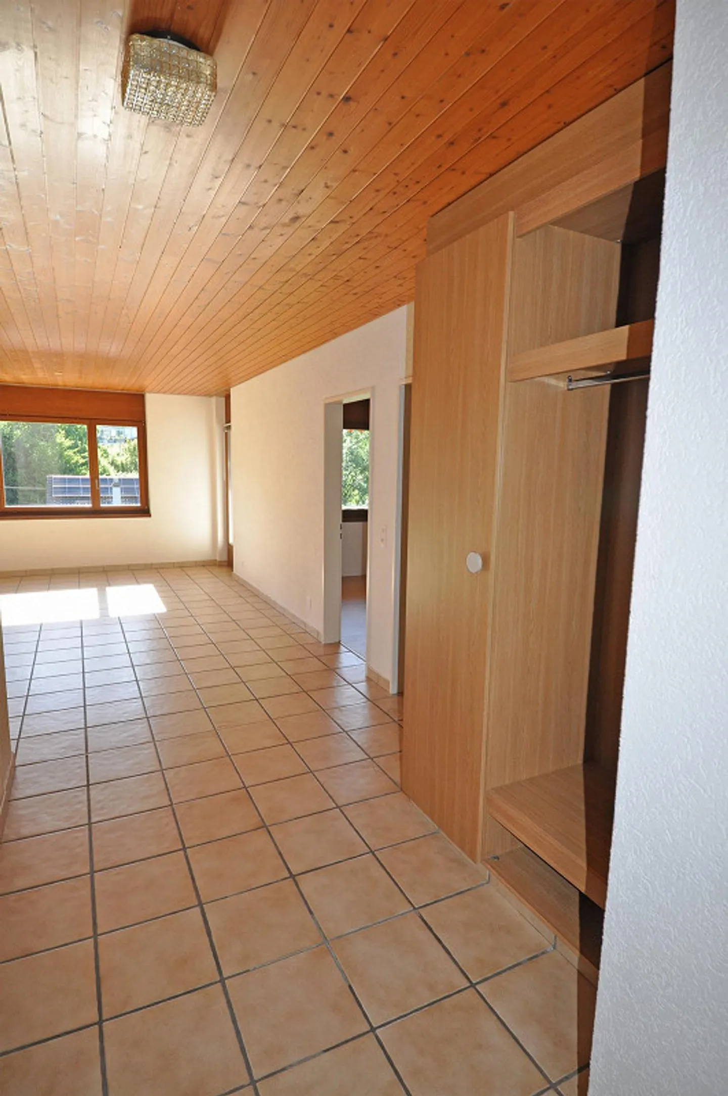 Charmante Dachwohnung in Küttigen - Foto 6 von 12