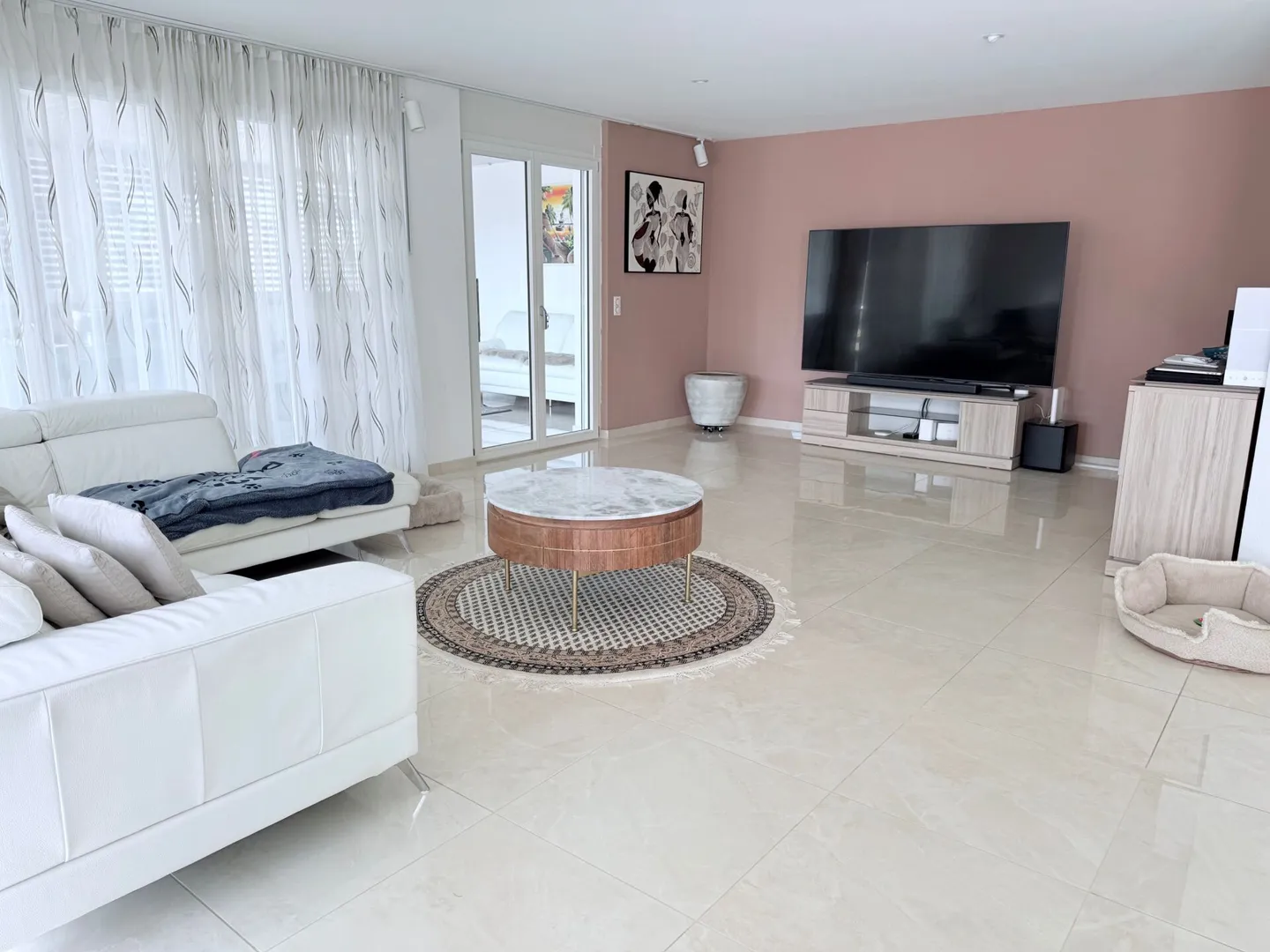 Spacious 7.5 Room Single-Family House in a Privileged Location - Photo 11 of 17