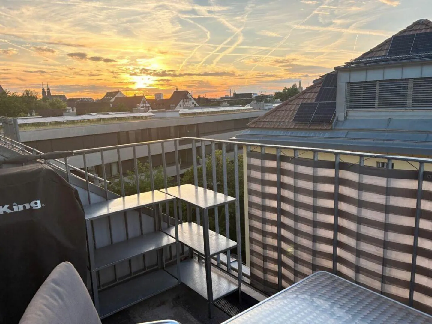 Grande appartement de 1,5 pièce avec balcon - Photo 1 sur 5
