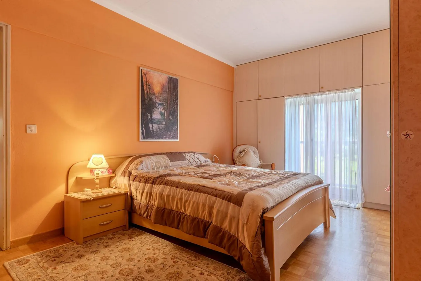 VILLA IN RESERVED AREA WITH LARGE GARDEN IN COLDRERIO - Photo 6 of 9