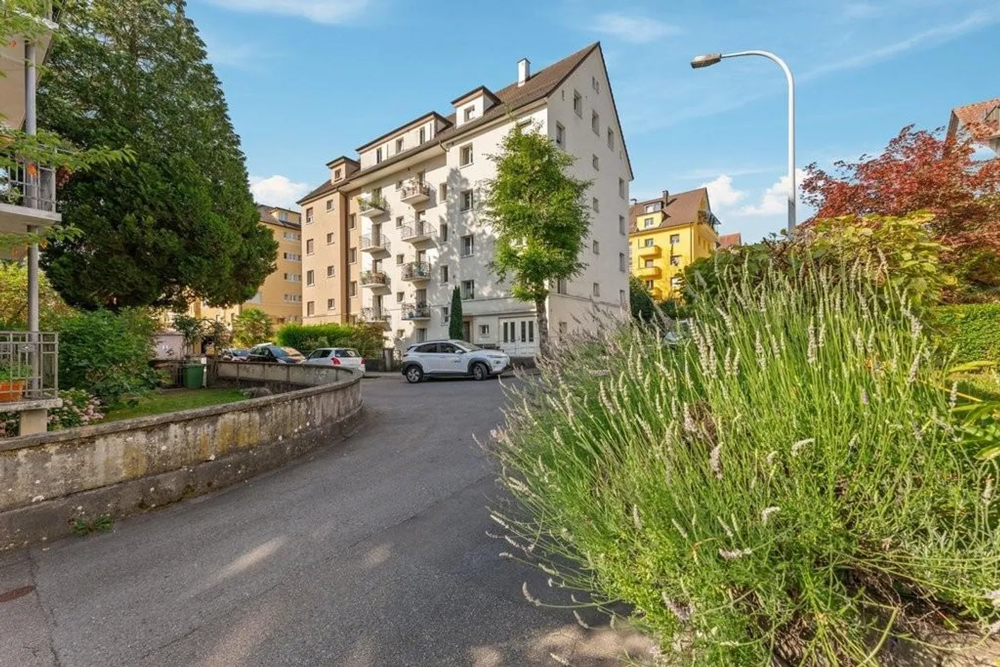 Here waits your new home - Photo 2 of 6