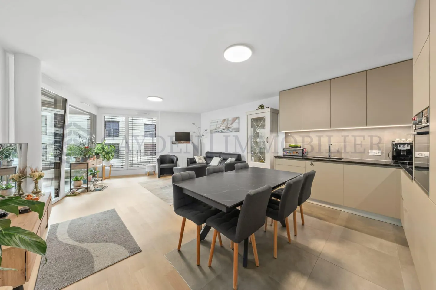 Modernes 3,5-Zimmer-Apartment in Nyon - Foto 1 von 7