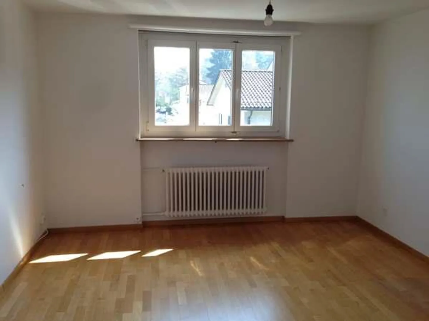 Quiet 3.5-room apartment in Zurich, near Käferberg - Photo 2 of 5