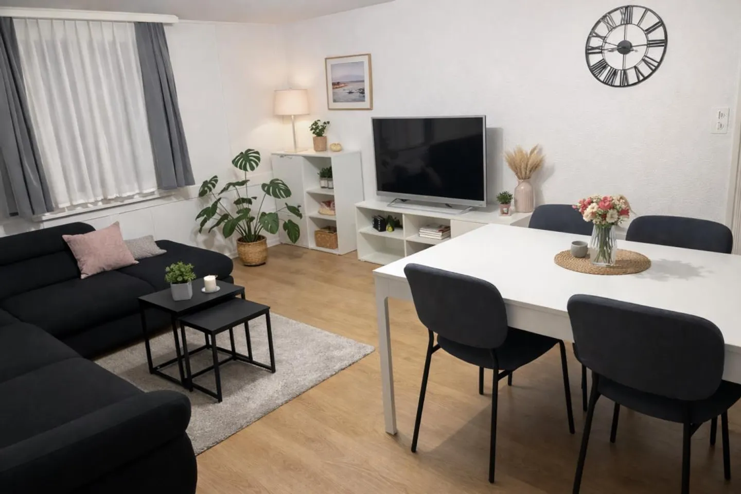 Charmante appartement de 4 pièces dans un quartier résidentiel familial à Uzwil - Photo 1 sur 5