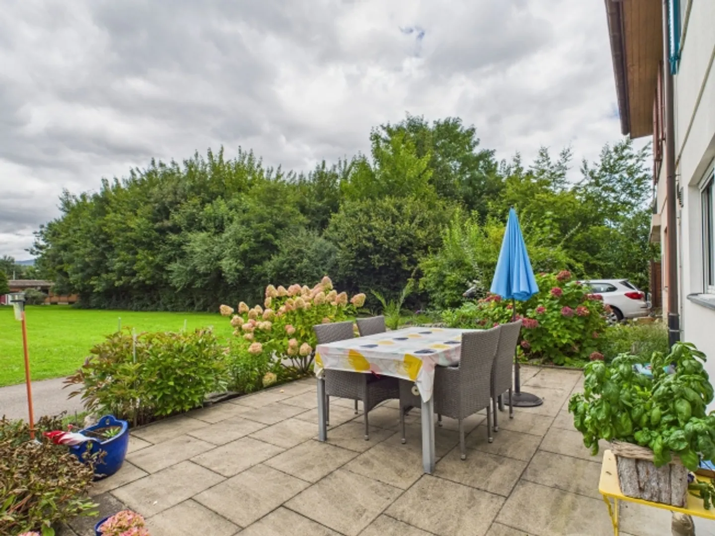 «Familienfreundliches 6-Zimmer-Eckhaus mit grossem Garten in Wallbach» - Foto 10 von 13