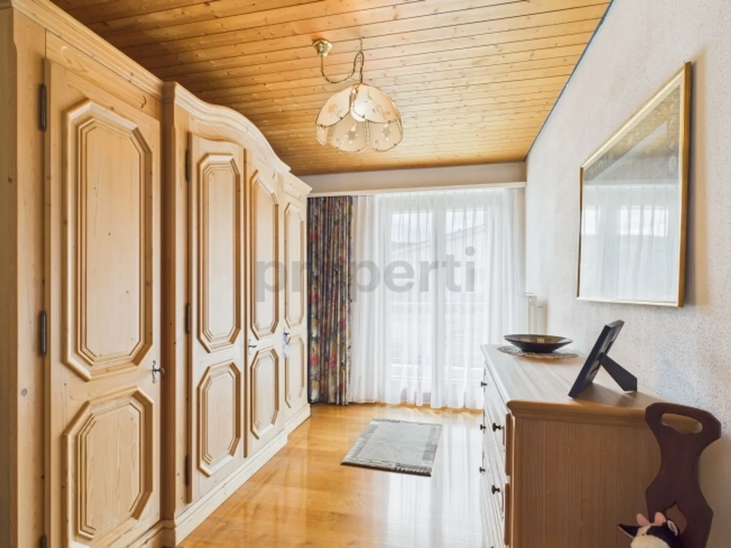 «Familienfreundliches 6-Zimmer-Eckhaus mit grossem Garten in Wallbach» - Foto 5 von 13