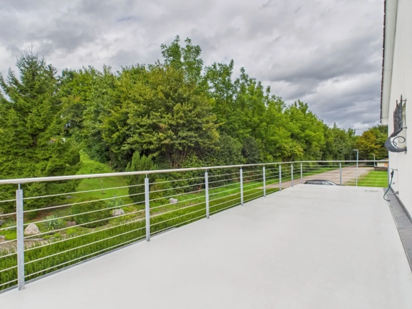 «Familienfreundliches 6-Zimmer-Eckhaus mit grossem Garten in Wallbach» - Foto 9 von 13