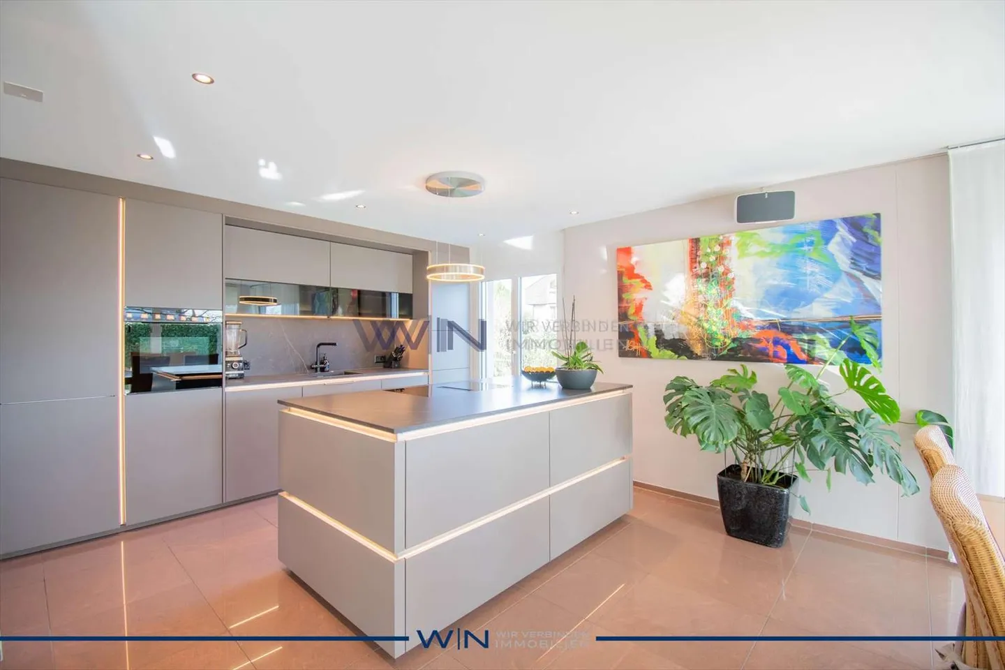 Wohnung kaufen - Foto 2 von 13