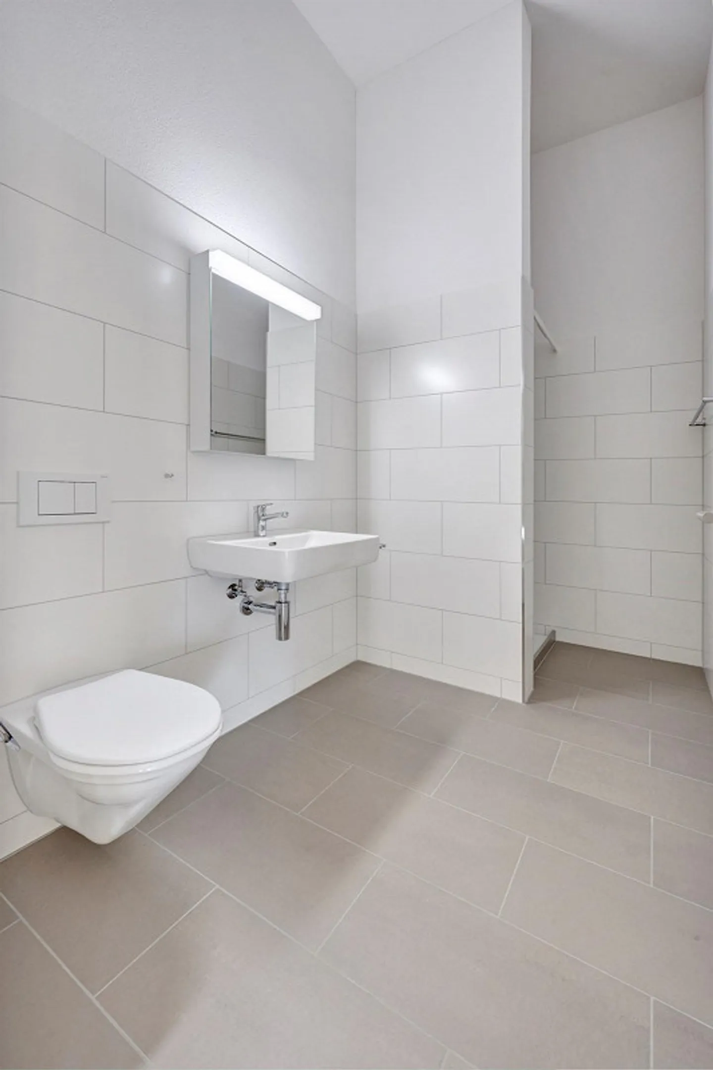 Trendy and light-flooded apartment - Photo 6 of 8