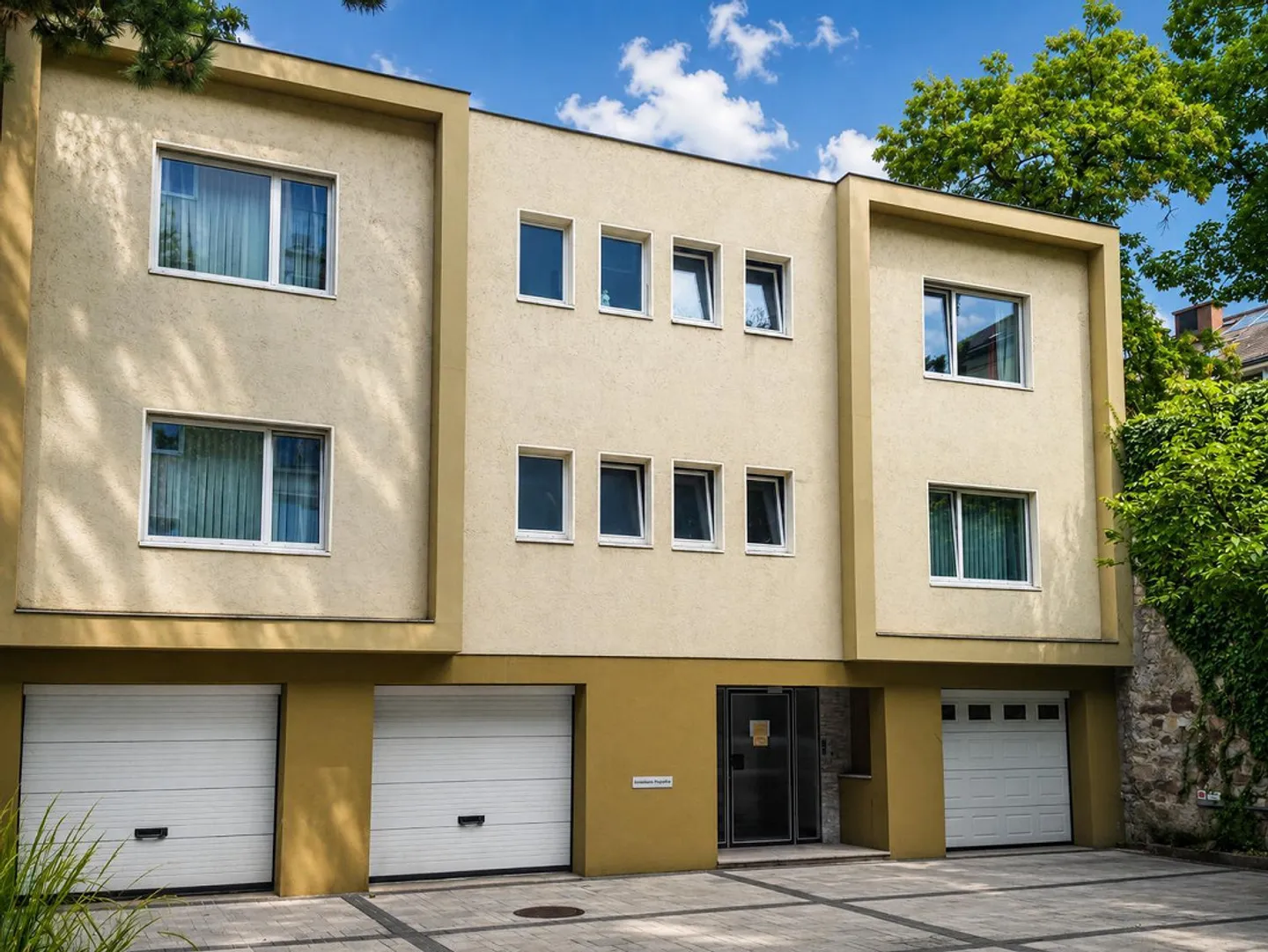 Modern furnished apartment building between Wettsteinplatz and Roche - Photo 8 of 9