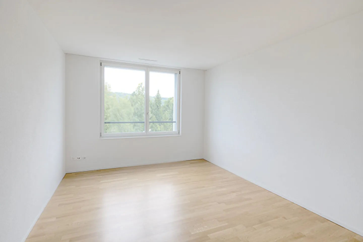 Hochwertige, elegante Wohnung mit grosszügiger Terrasse - Foto 8 von 9