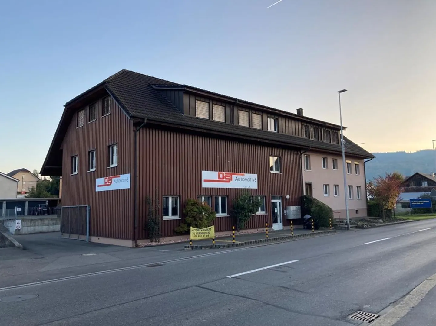 Renditestarke Wohn- und Gewerbeliegenschaft mit 6.65 % Nettorendite - Foto 2 di 6