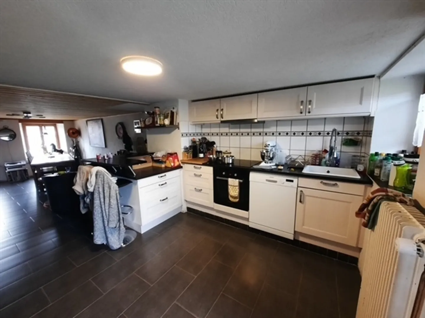 Delley-Portalban Large Fenced House and Garden for Rent - Photo 4 of 11