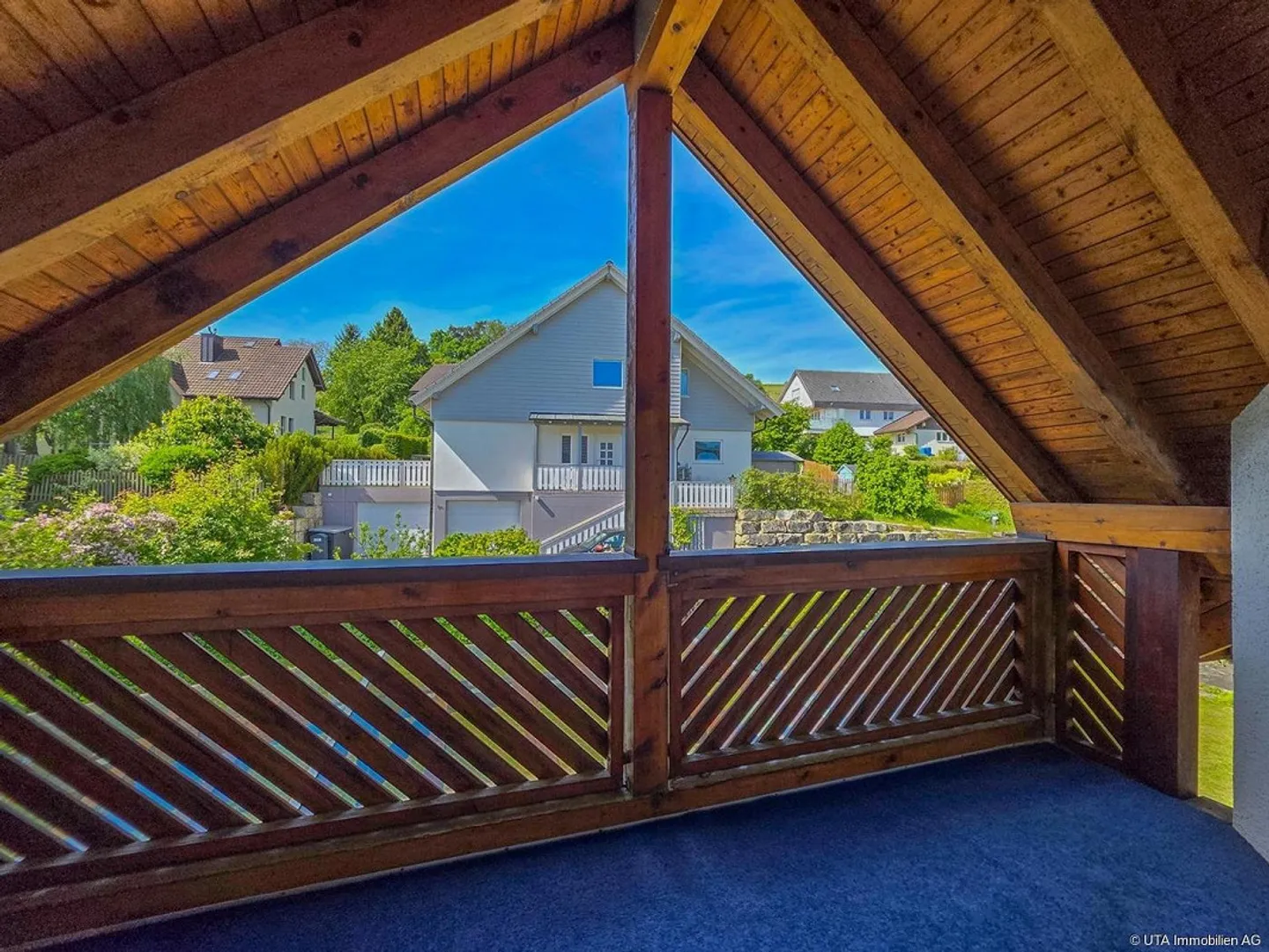 Well-maintained single-family home - Privacy and large garden - Photo 9 of 13