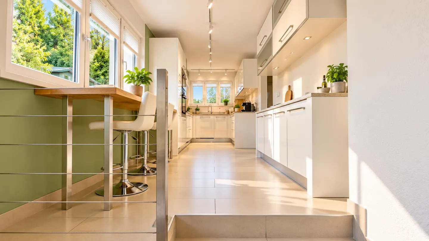 Elegante renovierte Familienimmobilie im Herzen einer grünen Umgebung - Foto 5 von 13