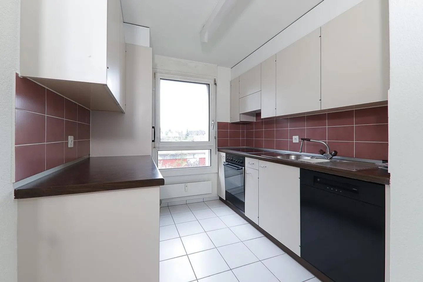 Grosszügige 4.5-Zimmerwohnung - Foto 2 von 11