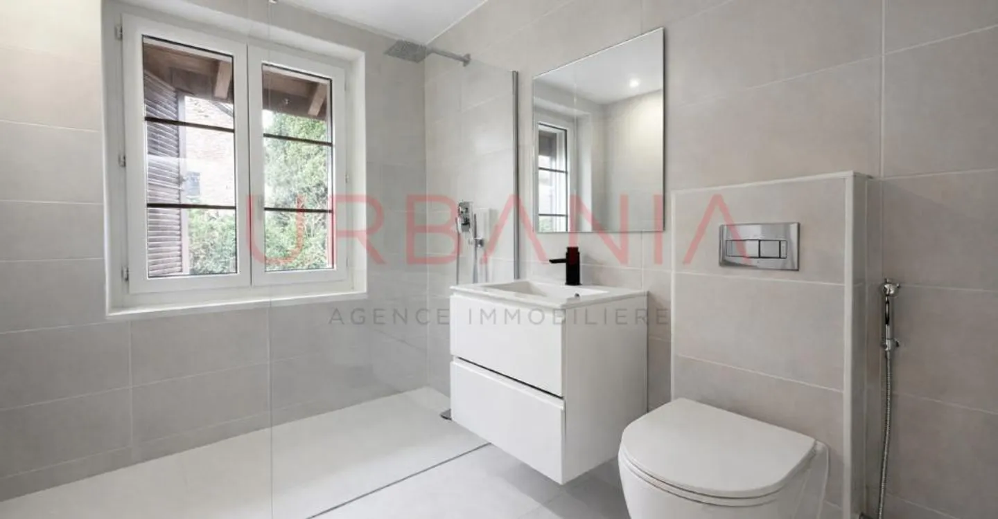 Fully renovated village house and independent apartment - Photo 5 of 8
