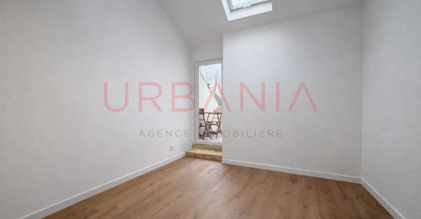 Fully renovated village house and independent apartment - Photo 6 of 8