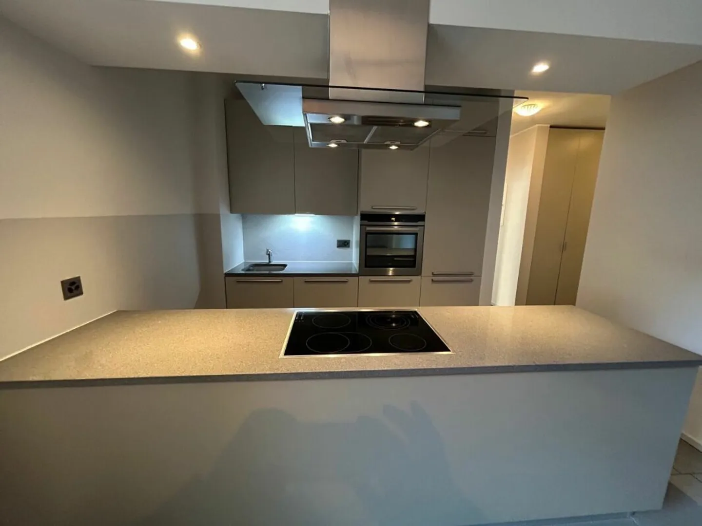 Kürzlich renovierte Wohnung - Foto 2 von 10