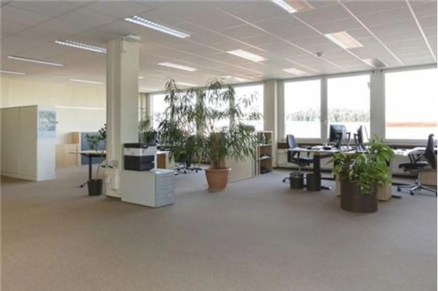 100 - 520 m2 Office and Commercial Spaces 3rd Floor - Photo 1 of 9