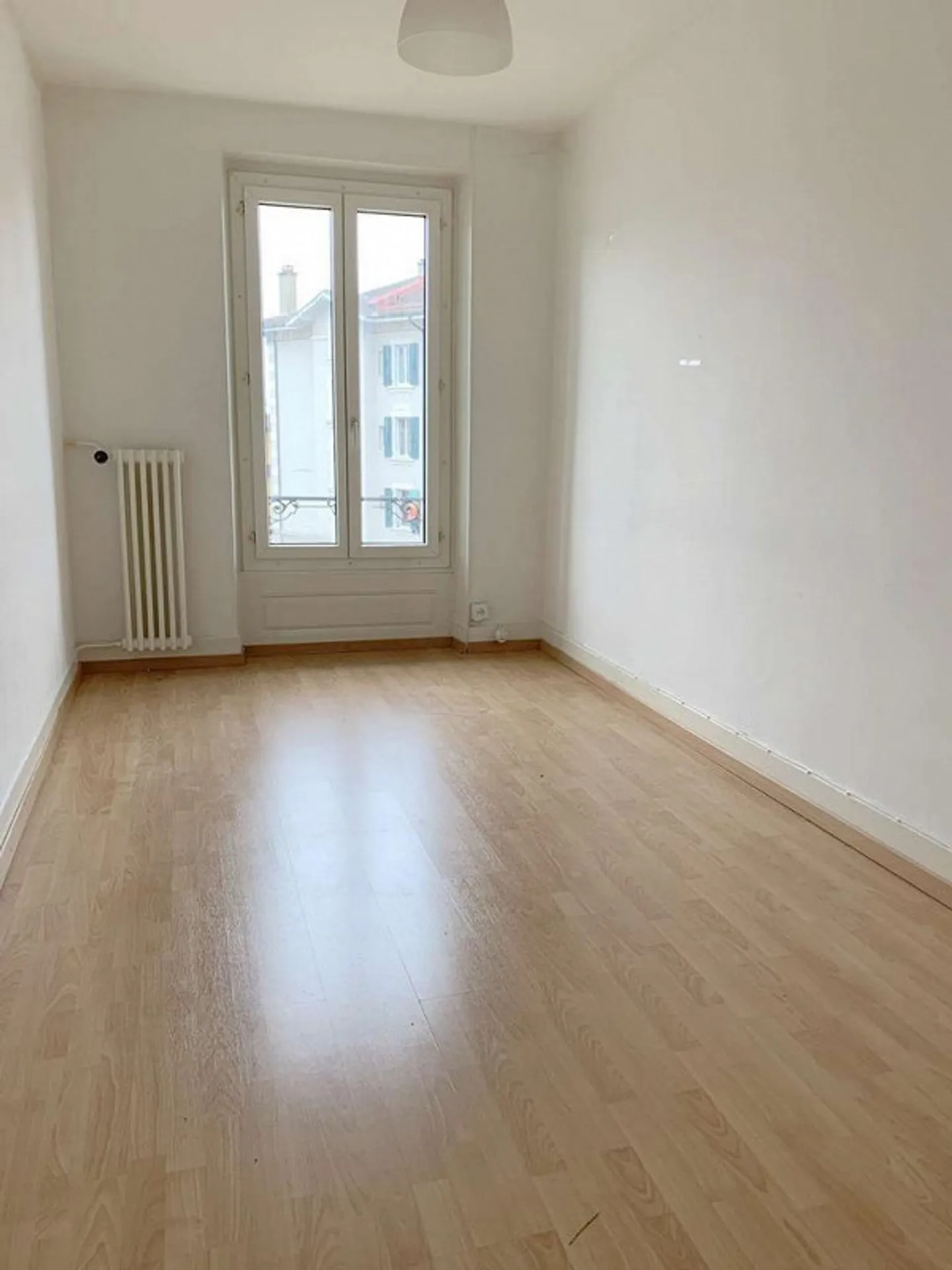 Appartamento di 2.5 locali in affitto a Renens - Foto 3 di 5