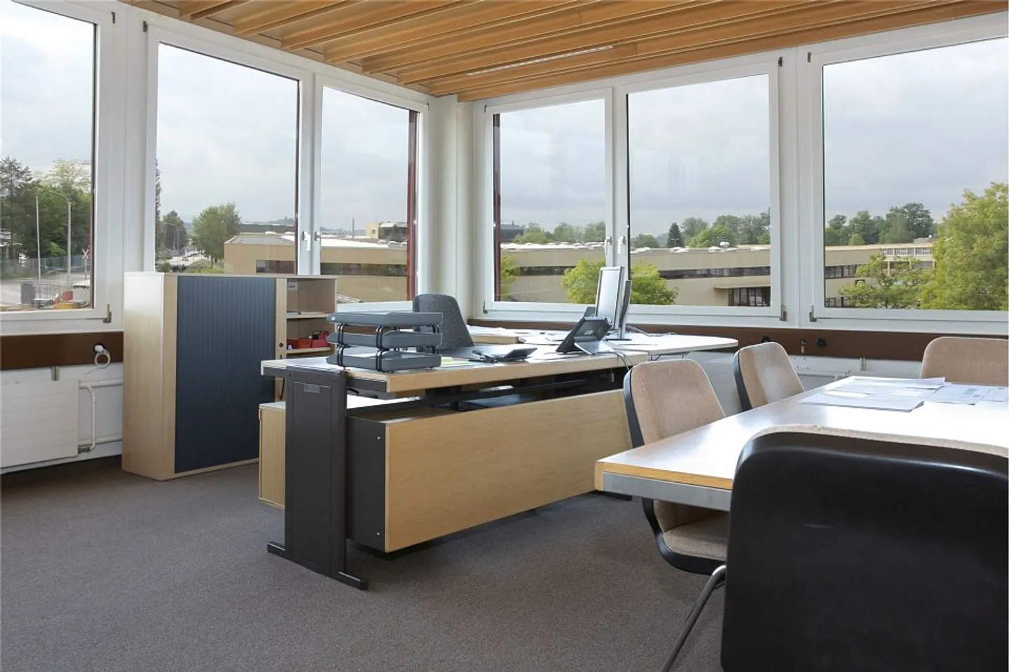 100 - 520 m2 Office and Commercial Spaces 3rd Floor - Photo 4 of 9