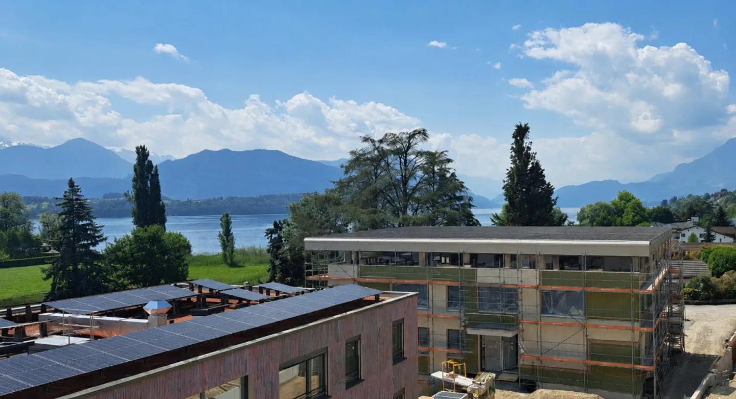 Appartamento Attico Moderno con Vista Lago - Foto 2 di 6