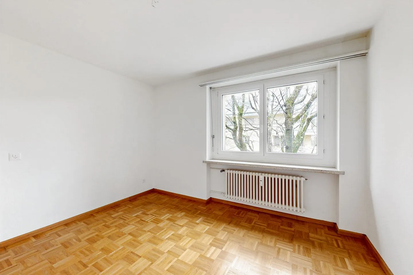 Spacious Family Apartment - Photo 7 of 8