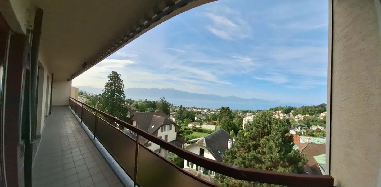 Affitto raro con vista eccezionale sul lago - Foto 1 di 9