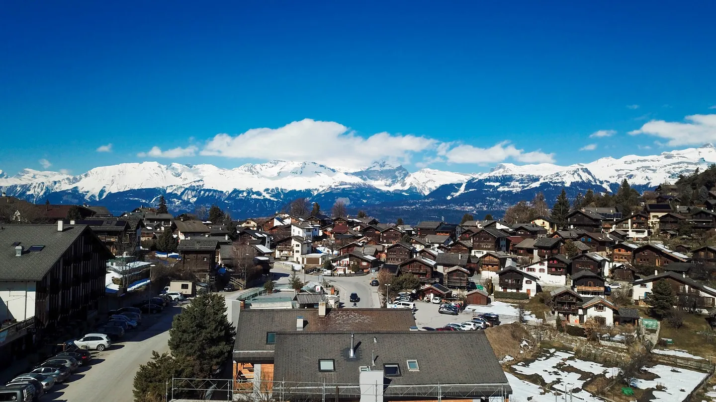 Promotion - Les Echères - Photo 6 of 13